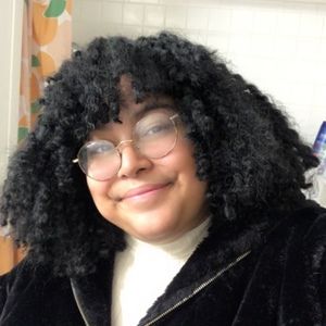 Meet your Posher, Noelle